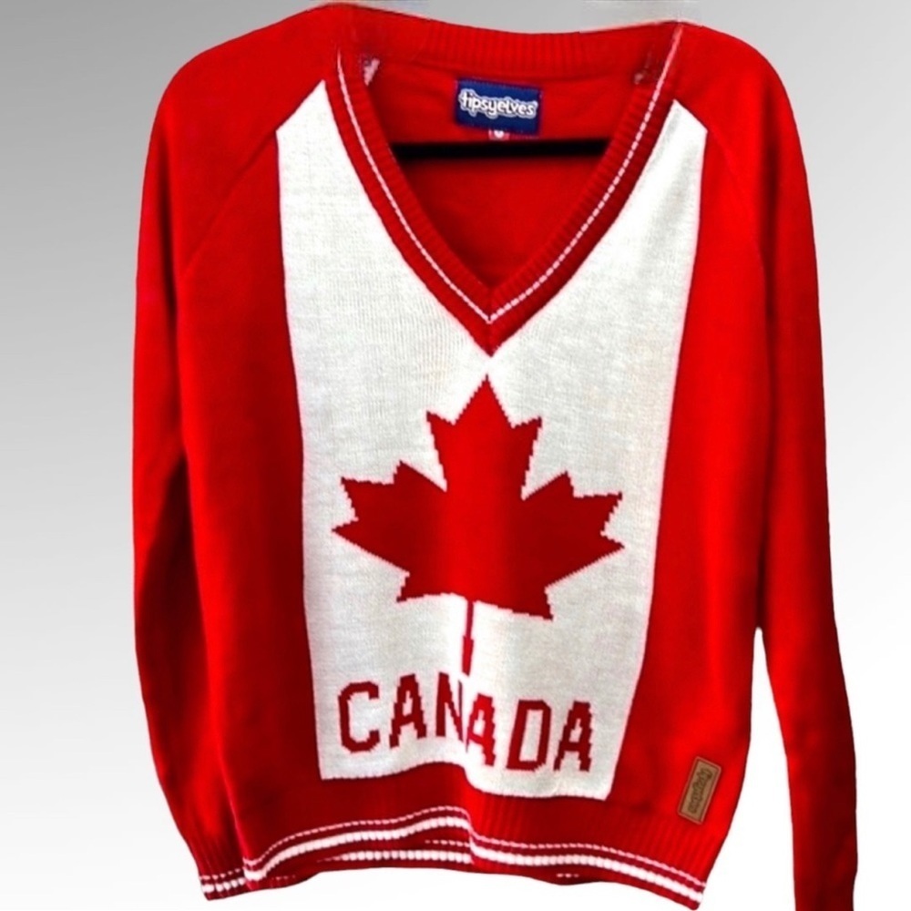 Tipsyelves sweater.